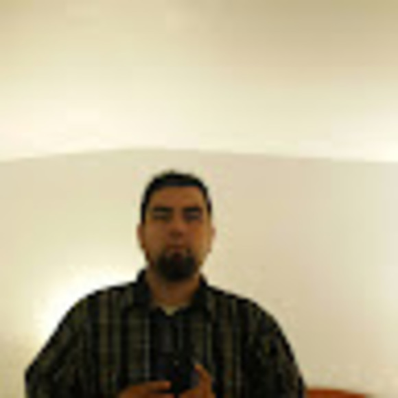 Meet your Posher, Diego - Picture 1 of 1